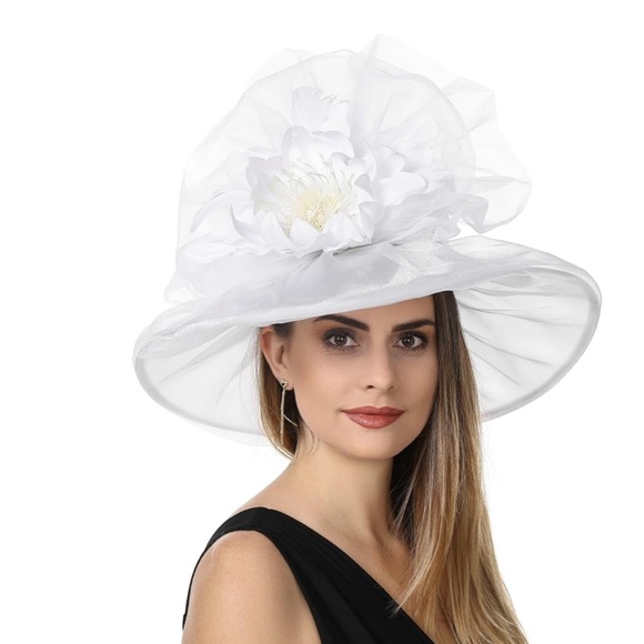 Elegant White Floral Derby 🐎 Hat - Picture 1 of 2
